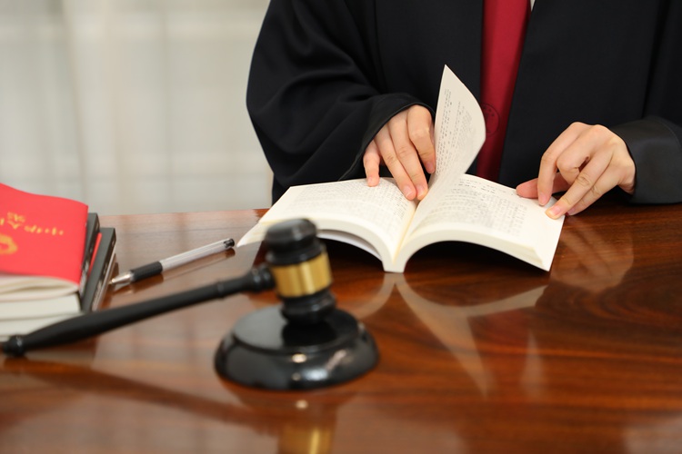 冠领律师代理上海宝山离婚纠纷案胜诉 冠领律师代理上海宝山离婚纠纷案胜诉