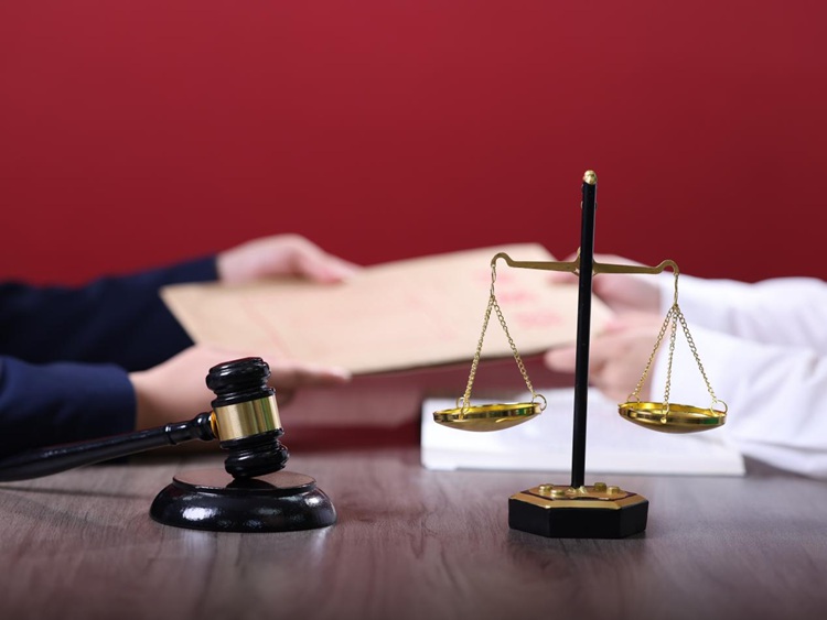 冠领律师代理广东深圳名誉权纠纷案胜诉 冠领律师代理广东深圳名誉权纠纷案胜诉