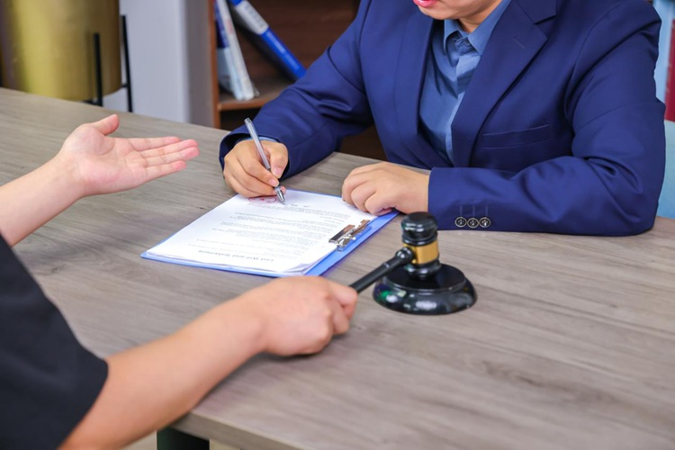 冠领律师代理湖北襄阳租赁合同纠纷案胜诉 冠领律师代理湖北襄阳租赁合同纠纷案胜诉