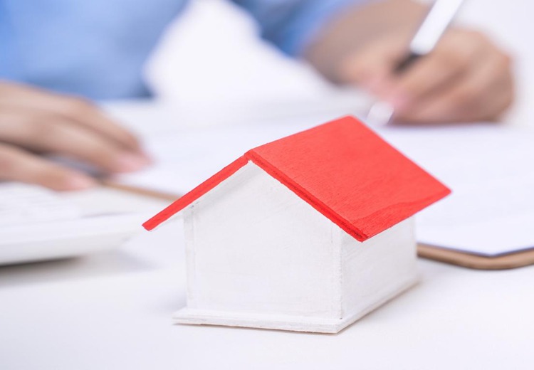 退休返乡置业遇套路，律师法庭攻坚为老人保住17.3万养老钱