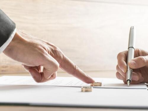 与病逝前夫为事实夫妻，相互扶持却无法定身份，冠领律师助委托人争取到遗产份额-图2