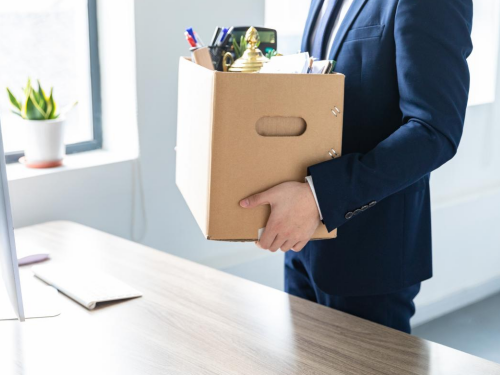 冠领律师代理广东广州劳动争议案仲裁案助工伤员工获17万余元补偿及工资-1