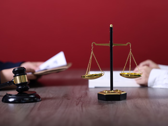 冠领律师代理北京海淀确认劳动关系案仲裁成功获赠锦旗 冠领律师代理北京海淀确认劳动关系案仲裁成功获赠锦旗